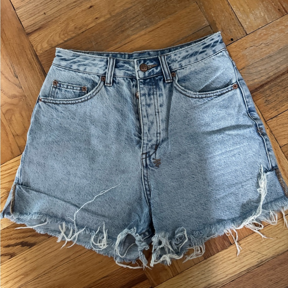 High Waited Denim Shorts with Slit